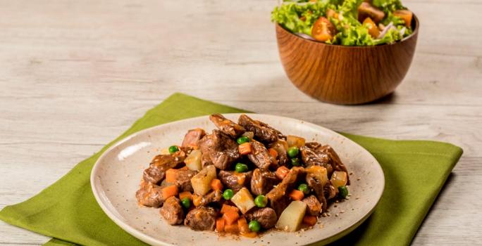 Receta fácil y rápida, Goulash con carne de res; Recetas Nestlé