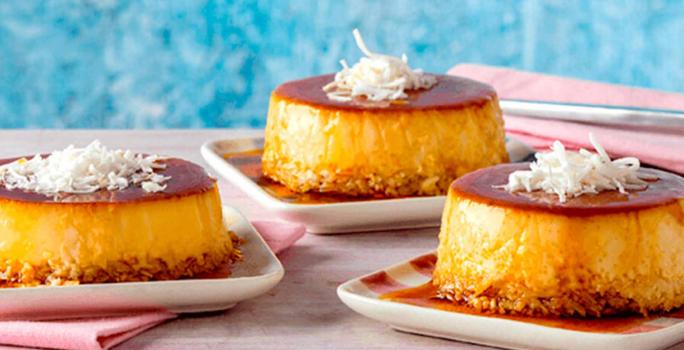 Flan de caramelo con jengibre y coco