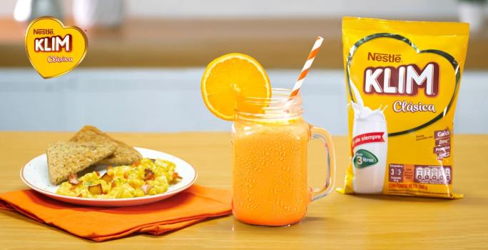 Batido sensacional de naranja, zanahoria