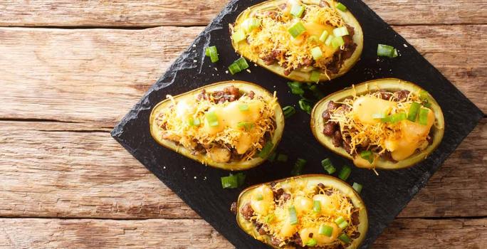 Receta fácil y rápida de aguacates rellenos al horno