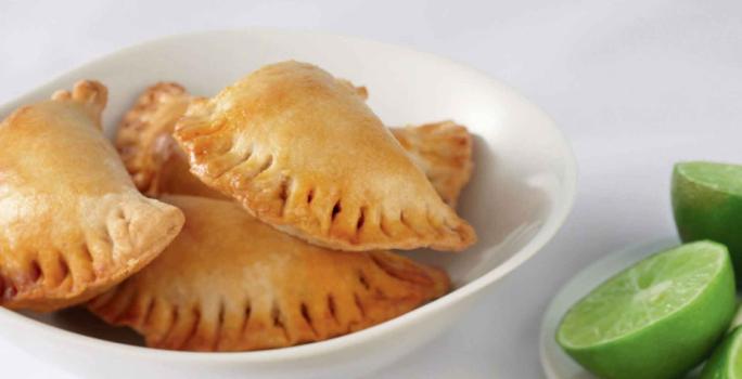 EMPANADITAS ARGENTINAS DE CARNE AL HORNO