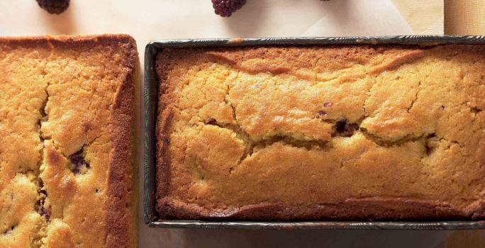 Pan de Maiz con Moras