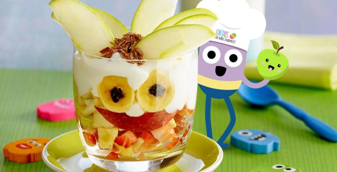 MONSTRUO DE YOGURT Y FRUTAS