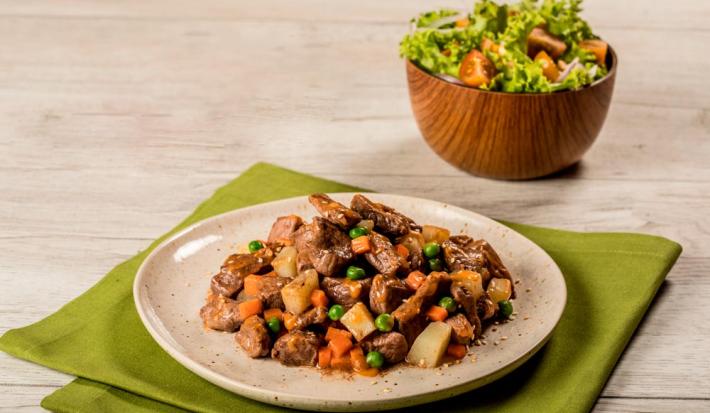 Receta fácil y rápida, Goulash con carne de res; Recetas Nestlé