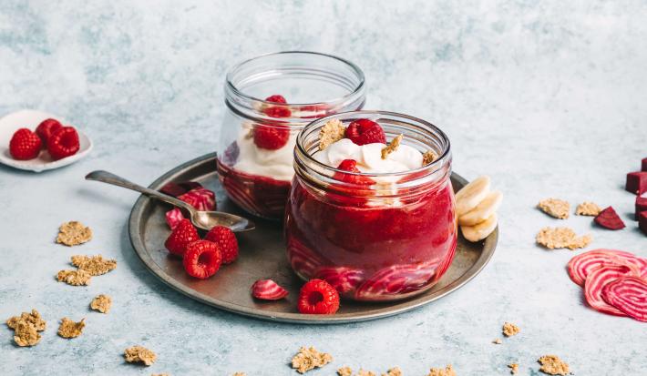 FITNESS® Granola yoghurt smoothie