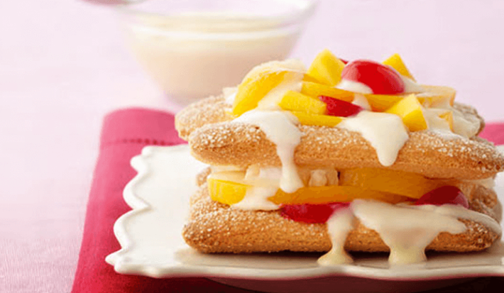 POSTRE DE FRUTAS TROPICALES