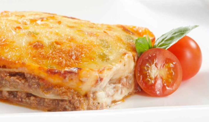 LASAGNA DE PAPA Y SALSA BOLOGNESA