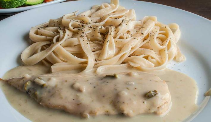 Pollo a la carbonara
