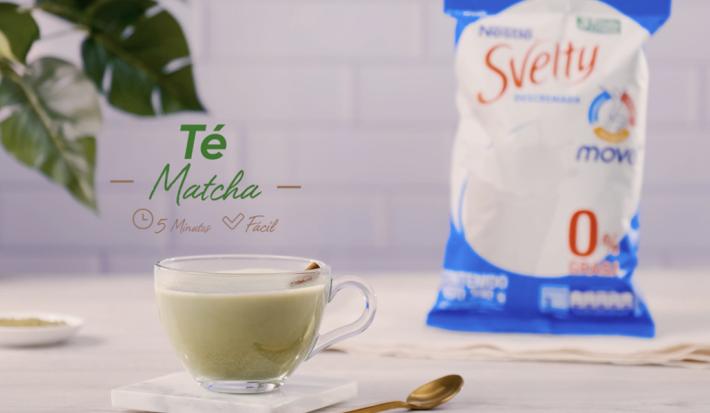 Matcha té con Svelty