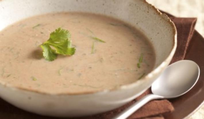 Sopa de frijol y acelgas con nutren senior Sopa de frijol y acelgas con nutren senior