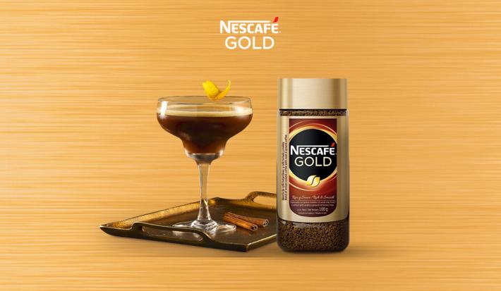 Coctel cítrico de café y naranja