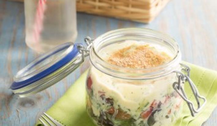 Ensalada de rúgula y pepino con vinagreta