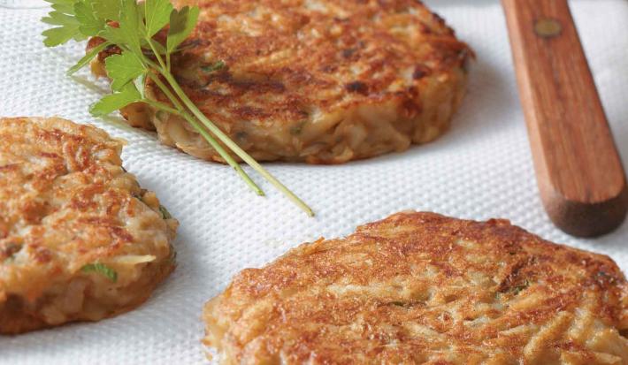 TORTICAS ESPAÑOLAS DE PAPA Y CEBOLLA
