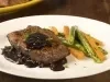 Lomo de res en salsa de pimienta dulce