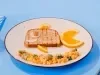 Tostadas divertidas con huevos y vegetales
